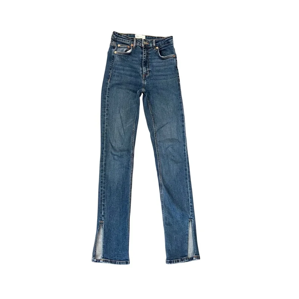 Zara‎ High Rise Skinny Jeans Blue Medium Wash Side Slit Hem Size 2 US 34 EUR